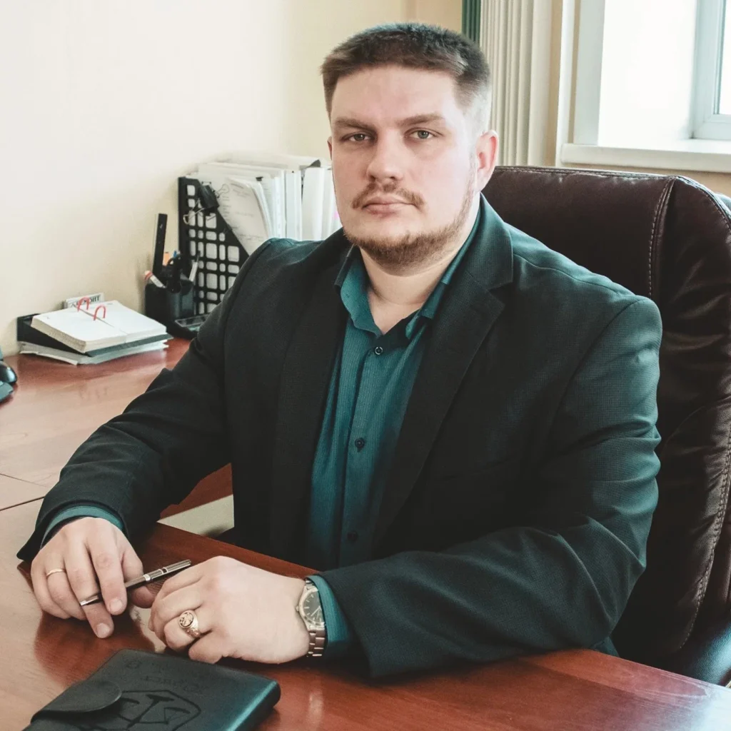 Александр-Олегович-Апарин-юрист-по-банкротству-в-Кемерово